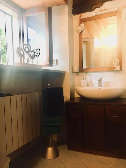 Appartamento Green Lantern, 10 Min Driving From Orio Al Serio Airport Alzano Lombardo